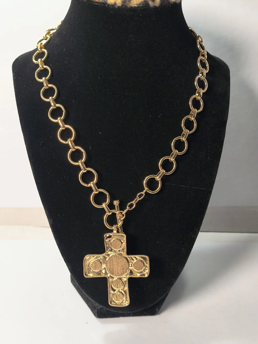 NWOT Two Gold and Pearl Beaded Cross Pendant Necklaces - Picture 8 of 8